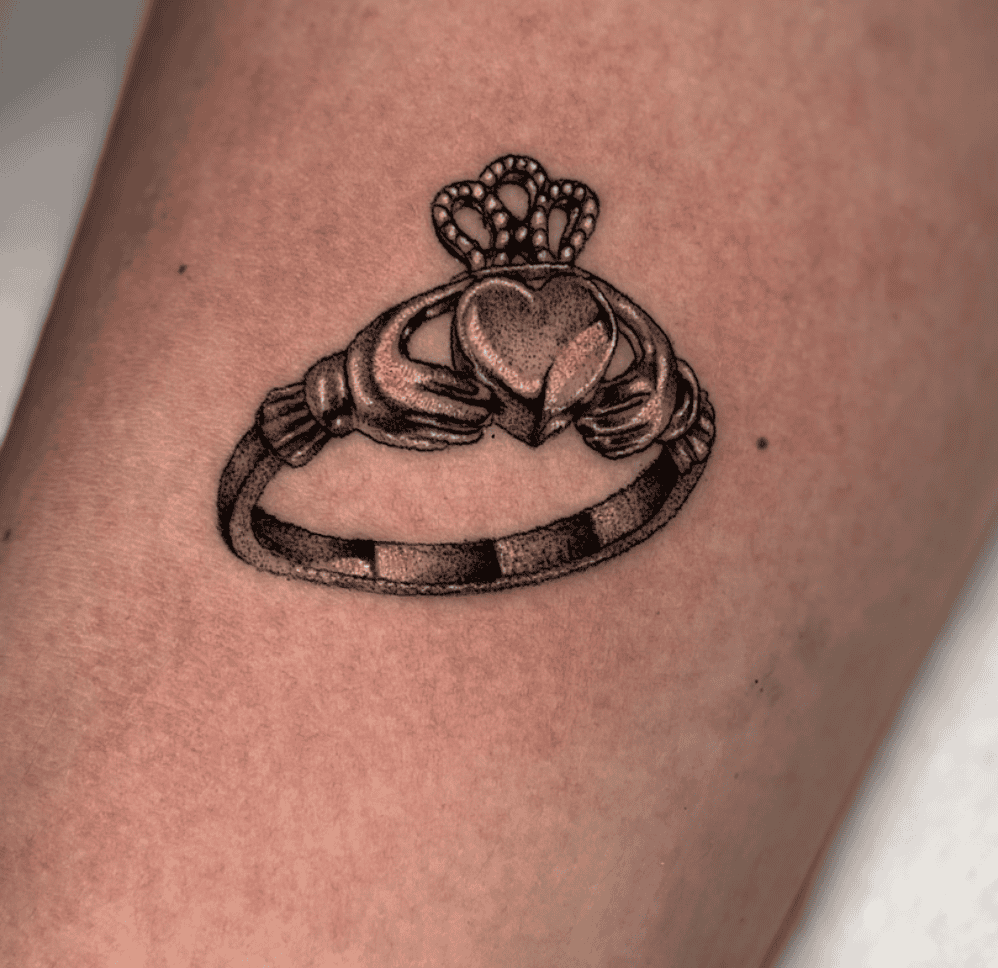 Claddagh Ring alt Celtic Mythology Tattoo